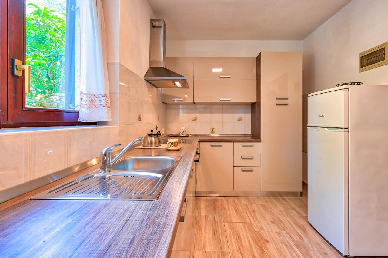 Iby Apartment PUY Eksteriør bilde